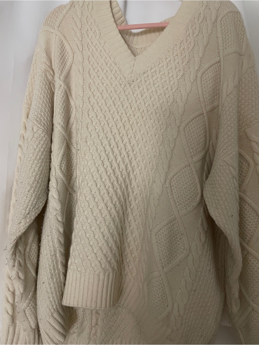 Sunday Best Cream Cable Knit V-Neck Pullover